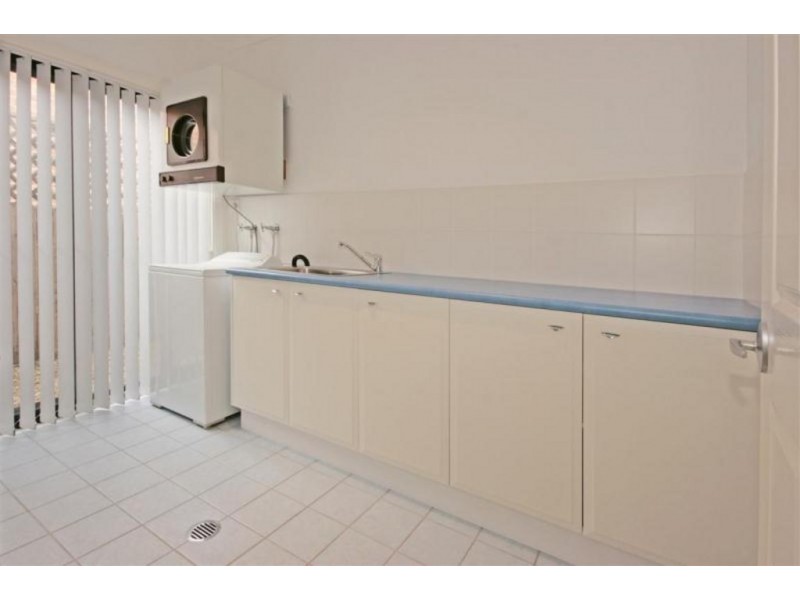 10 Willow Court, Maloneys Beach NSW 2536