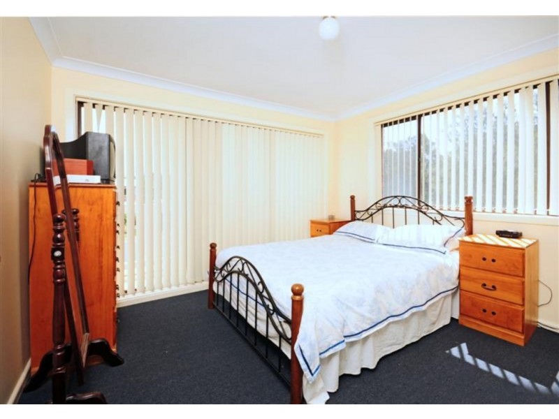 4 Blue Gum Parade, Maloneys Beach NSW 2536