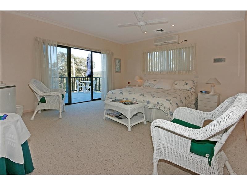 22 Cors Pde, North Batemans Bay NSW 2536