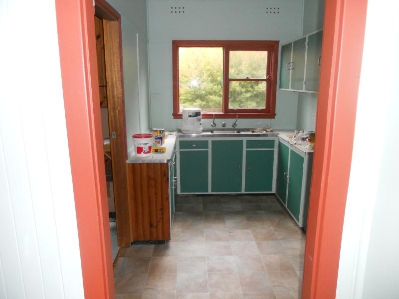 210 Beach Road, Batehaven NSW 2536