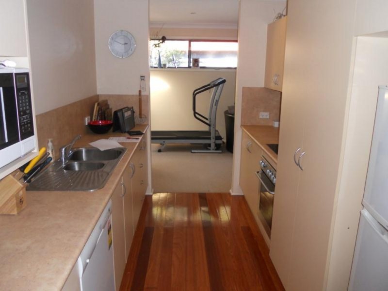 27 Catalina Drive, Batemans Bay NSW 2536
