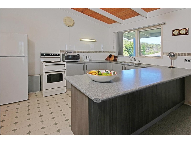 44 Maloneys Drive, Maloneys Beach NSW 2536