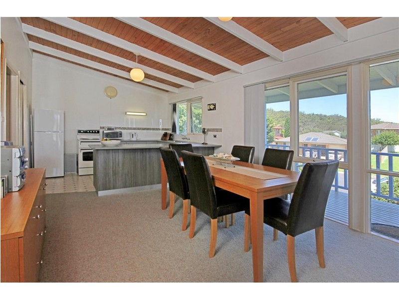 44 Maloneys Drive, Maloneys Beach NSW 2536