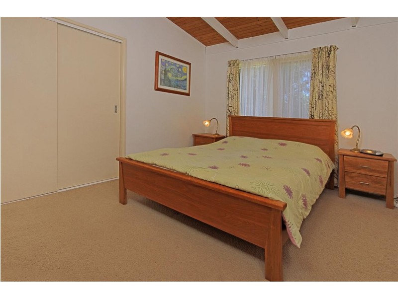 44 Maloneys Drive, Maloneys Beach NSW 2536