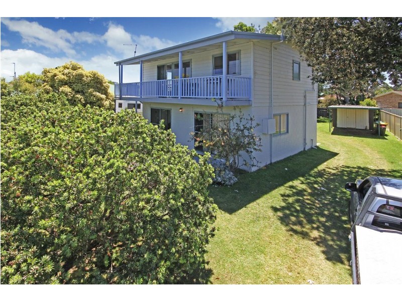 44 Maloneys Drive, Maloneys Beach NSW 2536