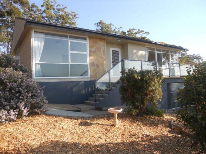 82 Vista Avenue, Batemans Bay NSW 2536