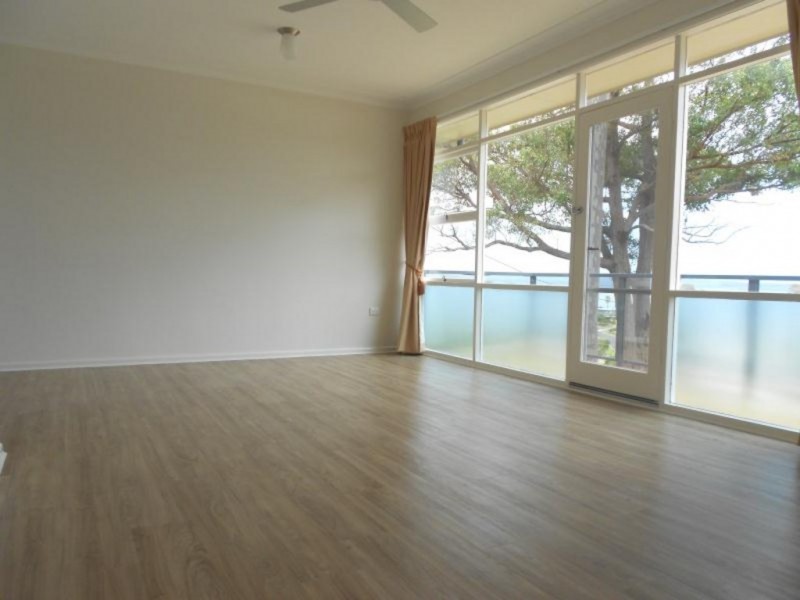 82 Vista Avenue, Batemans Bay NSW 2536