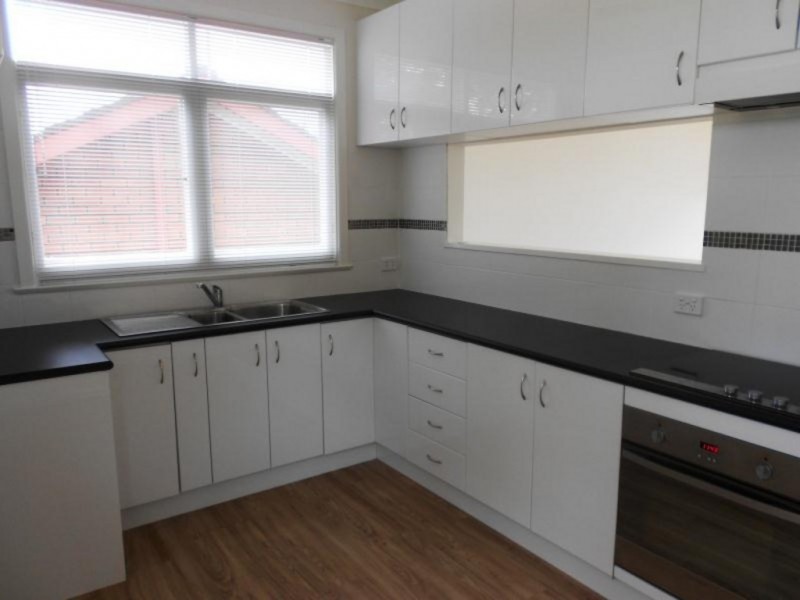 82 Vista Avenue, Batemans Bay NSW 2536