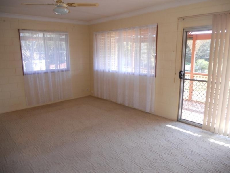 15 Edward Road, Batehaven NSW 2536
