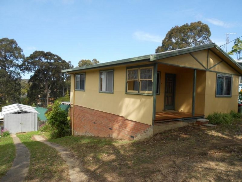 12 Berrima Parade, Surfside NSW 2536