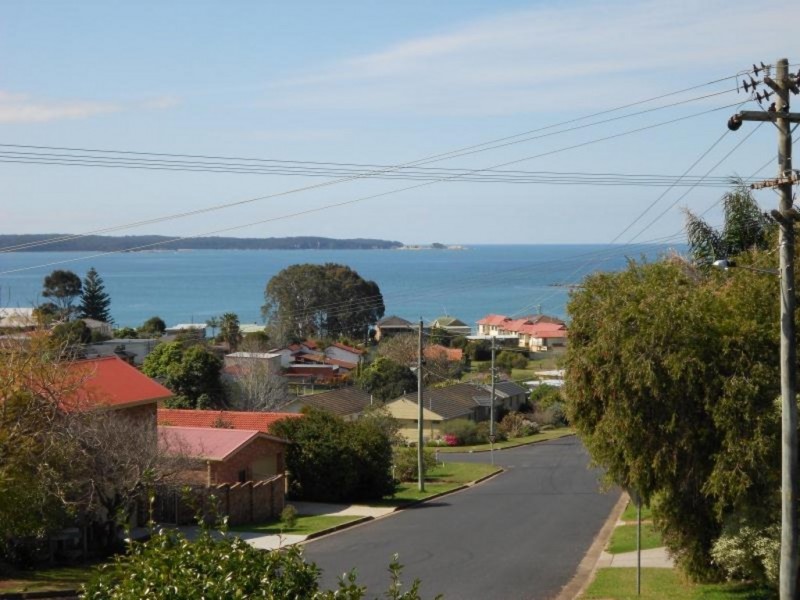 22 Grantham Road, Batehaven NSW 2536