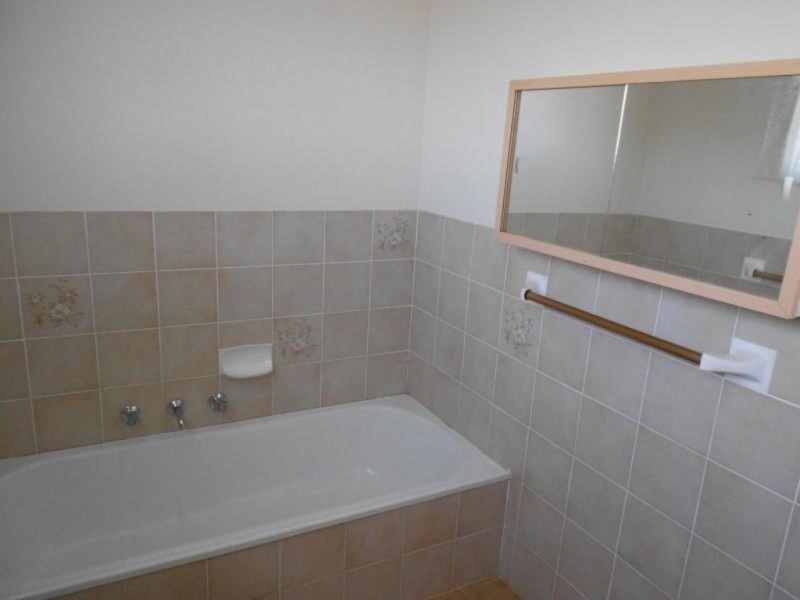 22 Grantham Road, Batehaven NSW 2536