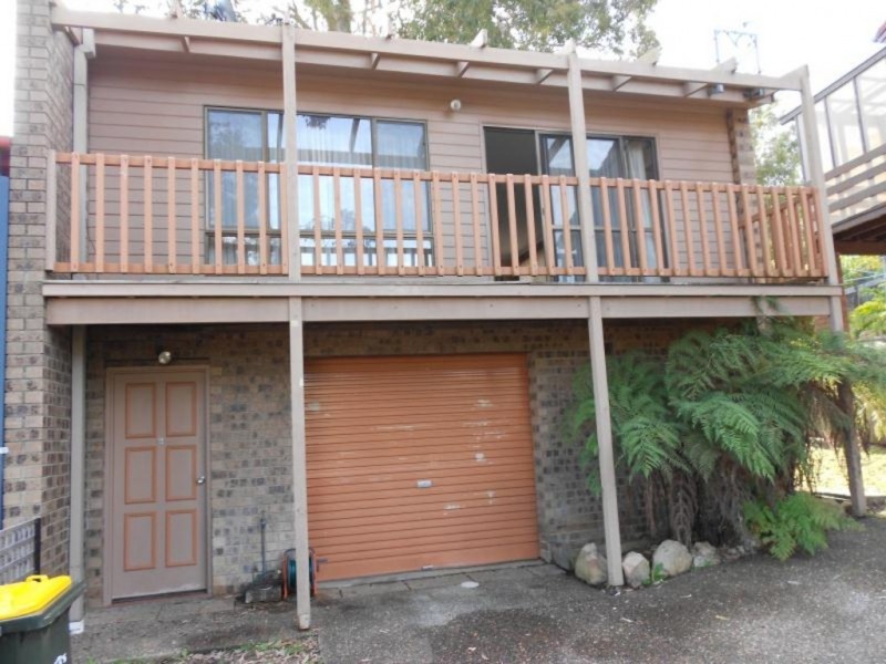 2/4 Berry Place, Surf Beach NSW 2536