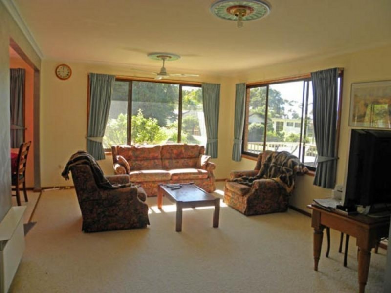 10 Kobada Avenue, Lilli Pilli NSW 2536