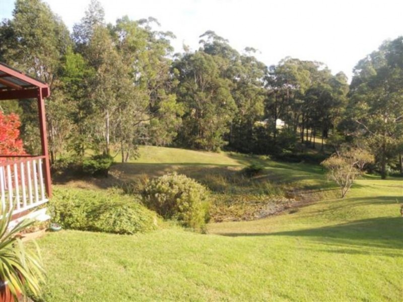 5 Highlands Avenue, Surf Beach NSW 2536