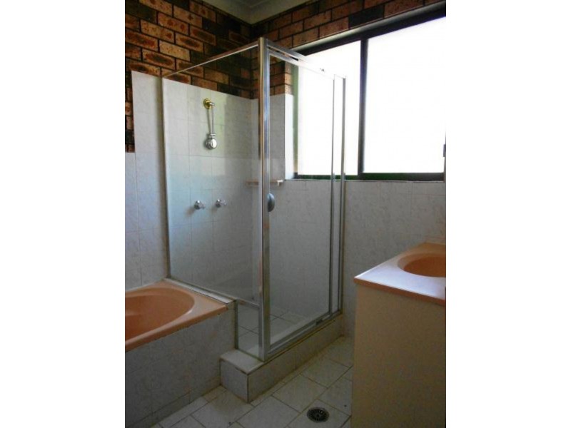 2/2 Foam Street, Surfside NSW 2536