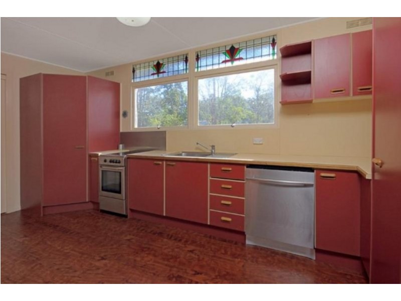 10 Dilkira Close, Surfside NSW 2536