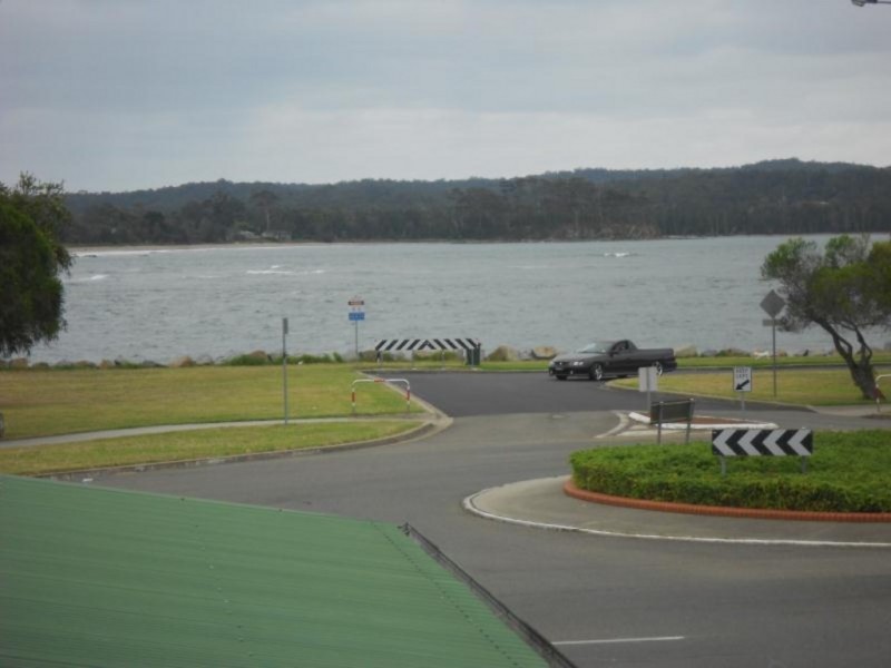 1/58 Beach Road, Batemans Bay NSW 2536