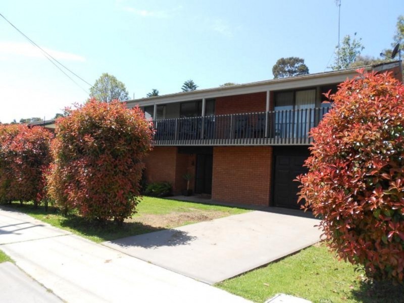 19 Country Club Drive CATALINA, Batemans Bay NSW 2536