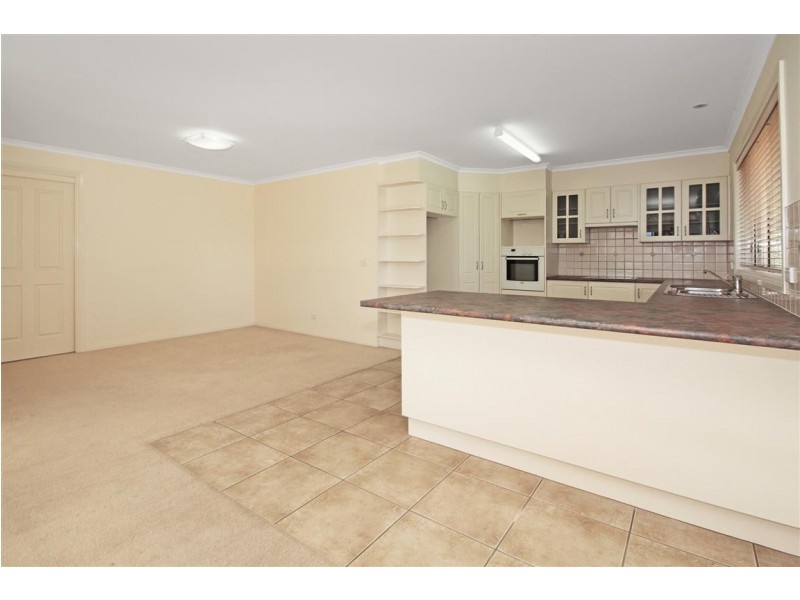 14 Karoola Crescent, Surfside NSW 2536