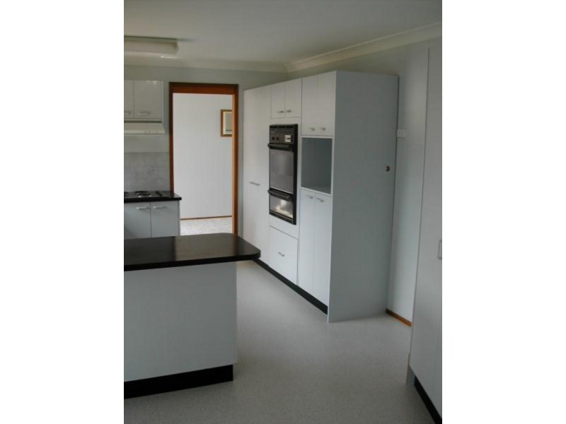 2 Wills Crescent, Denhams Beach NSW 2536