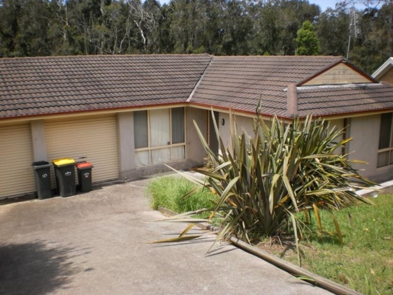 40 Karoola Crescent, Surfside NSW 2536