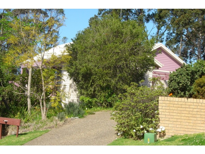 17 Yarrabee Drive, Batemans Bay NSW 2536