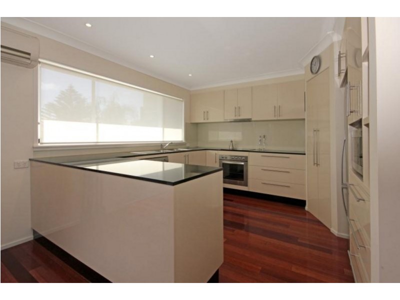 4 Vista Avenue, Catalina NSW 2536