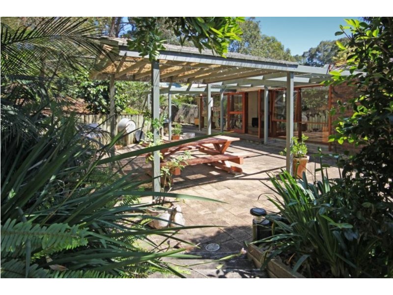 16 ALLINGA CLOSE, Lilli Pilli NSW 2536