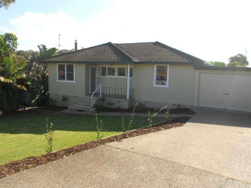 32 Bavarde Avenue, Batemans Bay NSW 2536