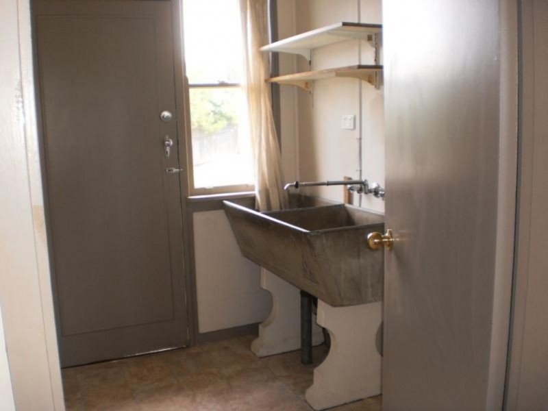 32 Bavarde Avenue, Batemans Bay NSW 2536