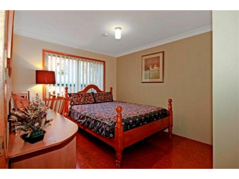 37 Peninsula Dr, North Batemans Bay NSW 2536