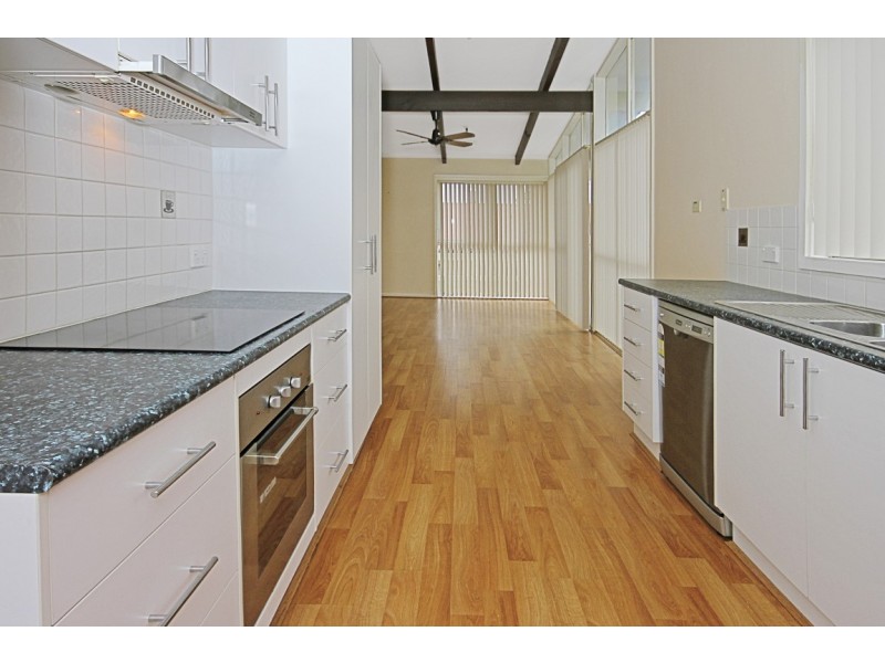 14 Wallarah Street, Surfside NSW 2536