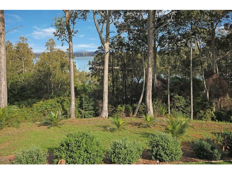 85 Courtenay Crescent, Long Beach NSW 2536