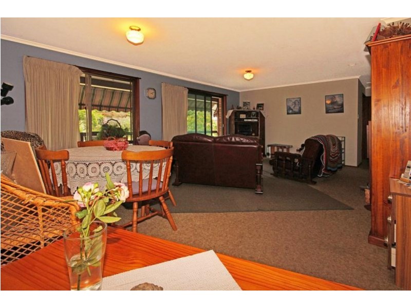 36 Edward Road, Batehaven NSW 2536