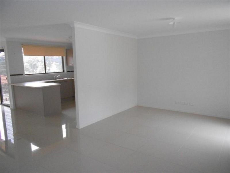 65 Grantham Road, Batehaven NSW 2536