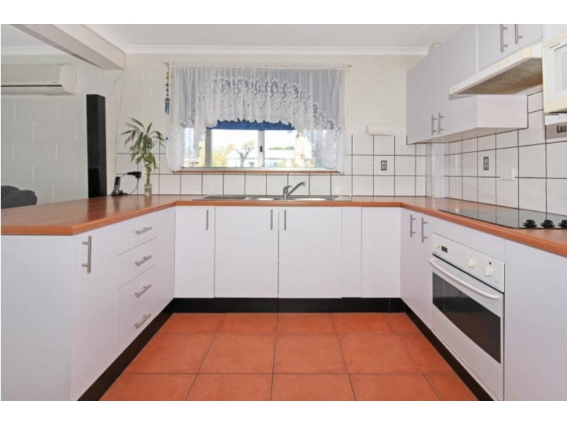 1/21 Golf Links Drive, Batemans Bay NSW 2536