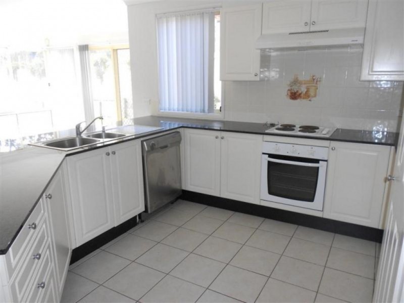 9 John Forest Place, Sunshine Bay NSW 2536