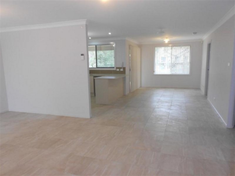 31 Courtenay Cres, Long Beach NSW 2536