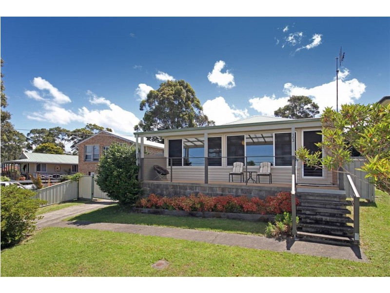 562 Beach Road, Denhams Beach NSW 2536