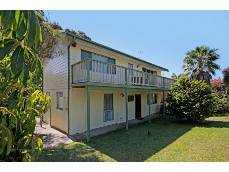 2 Wimbin Aveune, Malua Bay NSW 2536