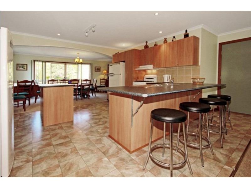 2 Wimbin Aveune, Malua Bay NSW 2536