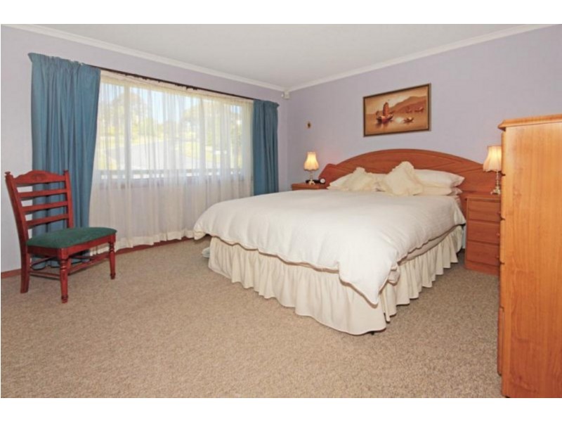 2 Wimbin Aveune, Malua Bay NSW 2536