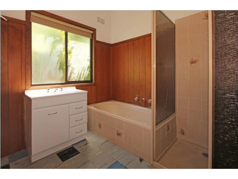 10 Pacific Street, Batemans Bay NSW 2536