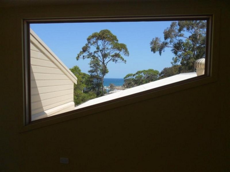 29 Endeavour Ave, Lilli Pilli NSW 2536