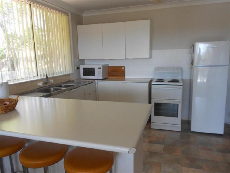 47 Country Club Drive, Catalina NSW 2536