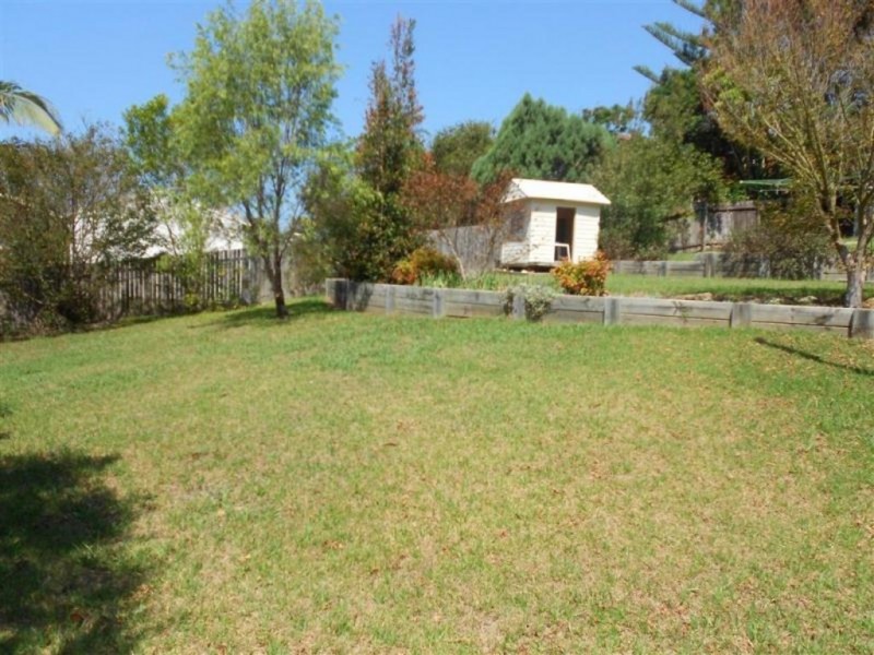 4 Currell Close, Malua Bay NSW 2536