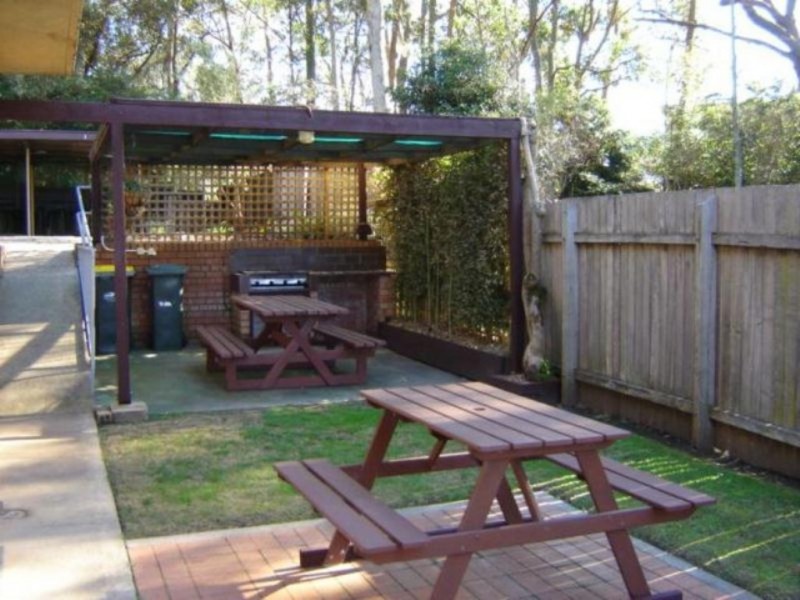 1/652 Beach Road, Surf Beach NSW 2536