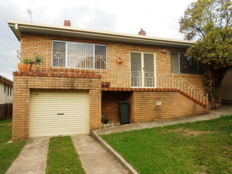 27 Bavarde Avenue, Batemans Bay NSW 2536