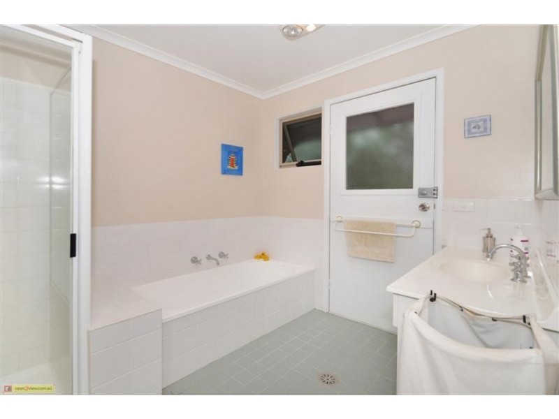 24 Tinarra Close, Lilli Pilli NSW 2536